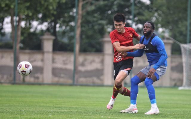 138彩票稳赚技巧-有心！张威去年曾探班U23国足：国字号荣誉至高无上