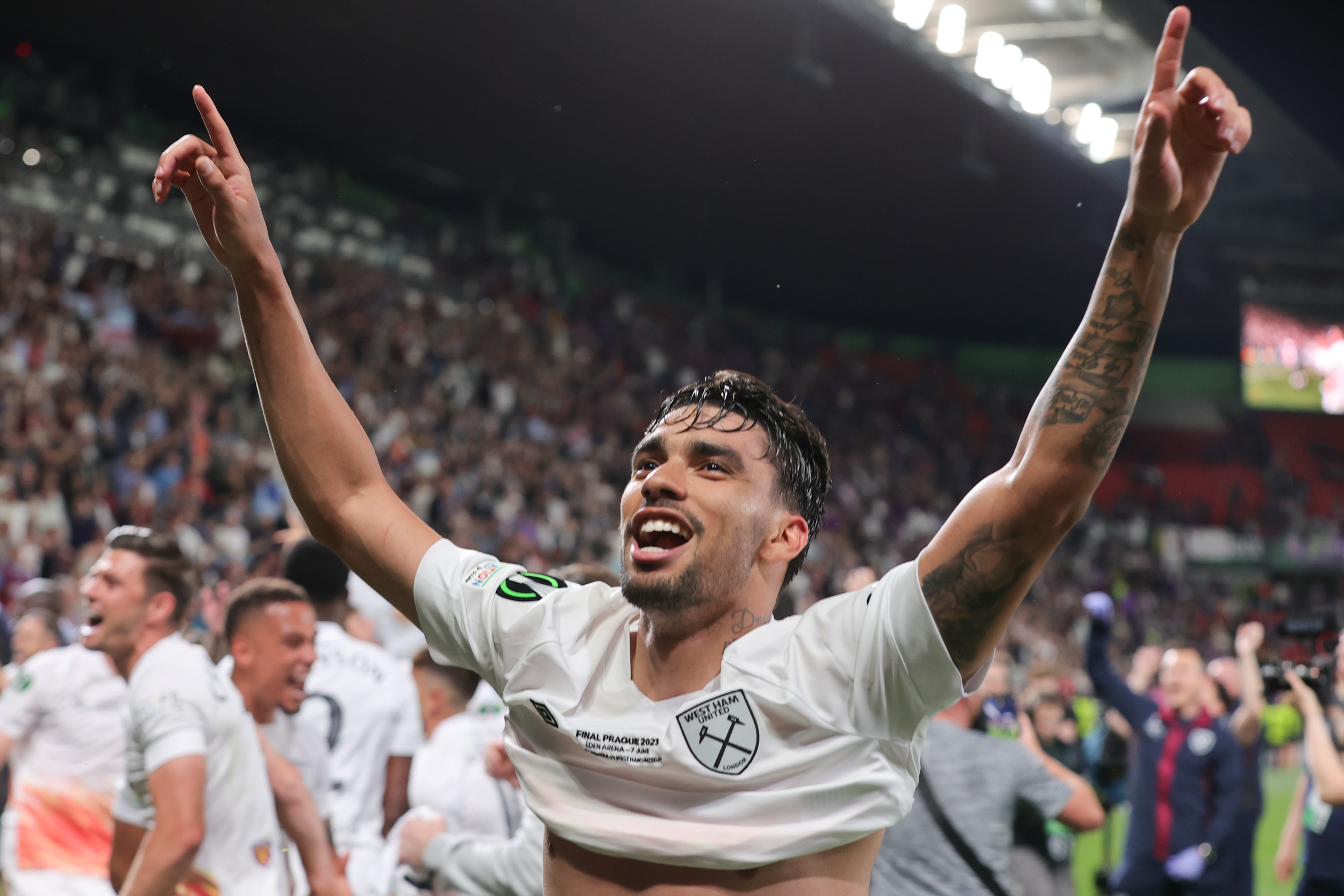 ESPN：西汉姆接受弗拉门戈对帕奎塔4000万欧报价，付款条件存分歧