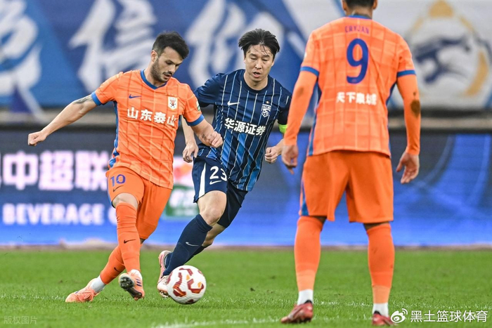 138彩票开奖结果-官宣！泰山与瓦科完成续约，回归海口冬训，2026争冠底气更足了|泰山队|山东泰山|中超|克雷桑|泽卡_新浪体育_新浪新闻